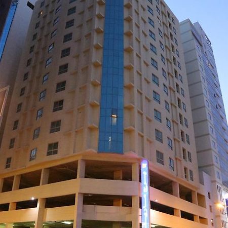 מלון מנאמה Marina Tower מראה חיצוני תמונה